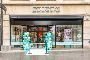 Projekt Kraft realisiert drei Douglas-Filialen parallel in Deutschland und der Schweiz